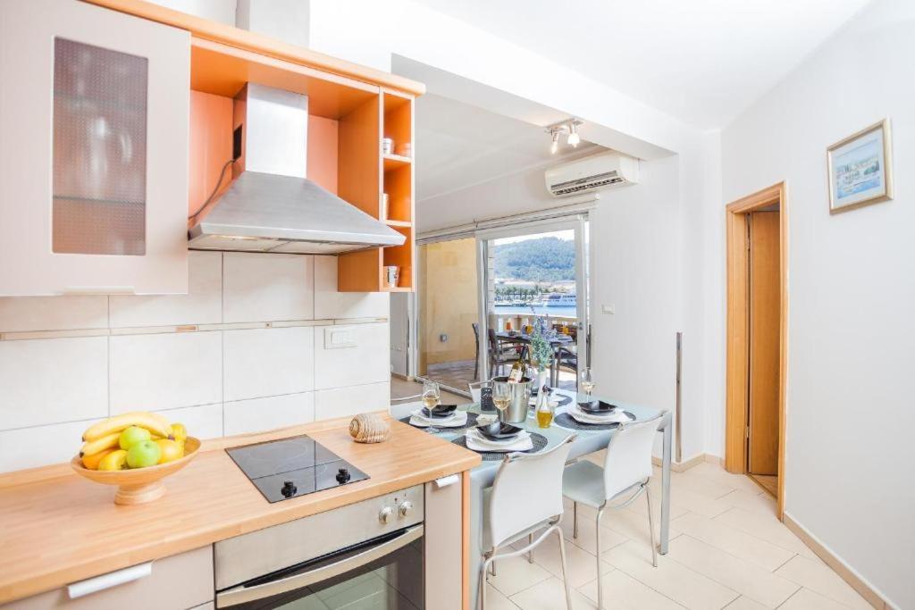 Apartments Dea Caeli Вела-Лука Экстерьер фото